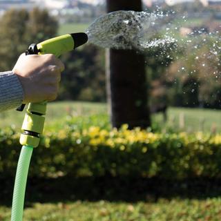 WATER PISTOL