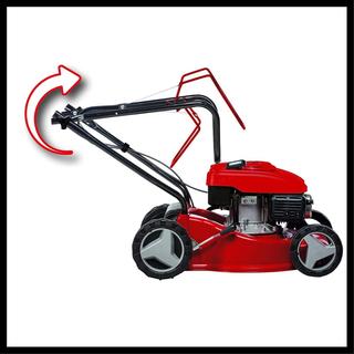 Self propeled lawn mower